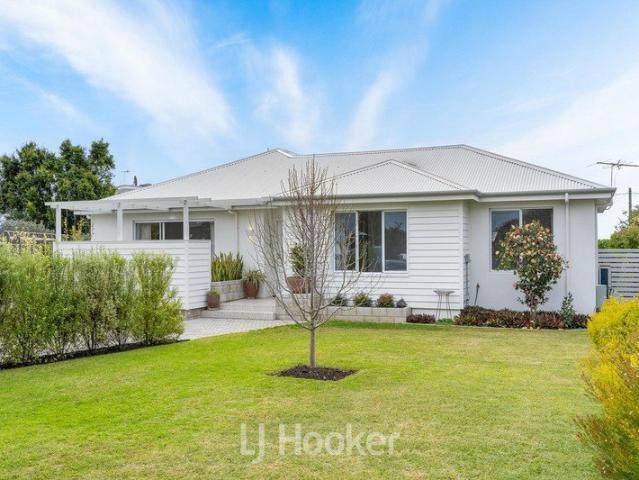 Entertain, Relax & Enjoy A Home Designed for Modern Living