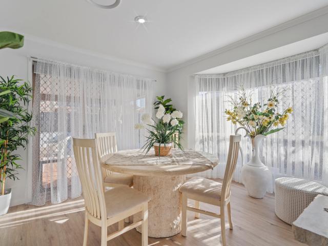 Entertain, Relax & Enjoy – Beautiful Family Home with Pool