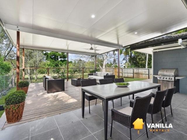 Entertain, Relax & Enjoy Golf Course Living
