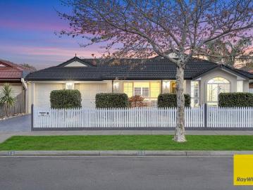 Entertain, Relax & Enjoy Family Living at Its Finest