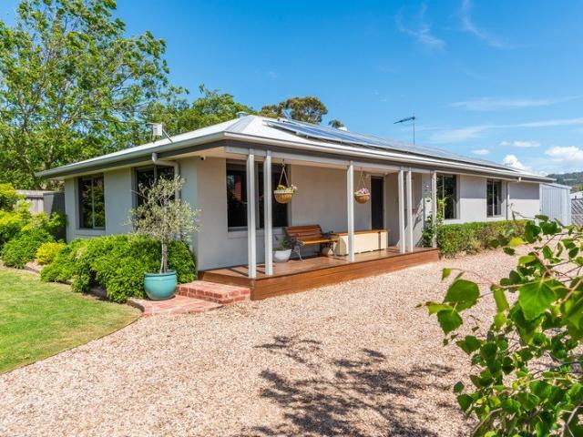 Entertain, Unwind and Enjoy the Gisborne Lifestyle