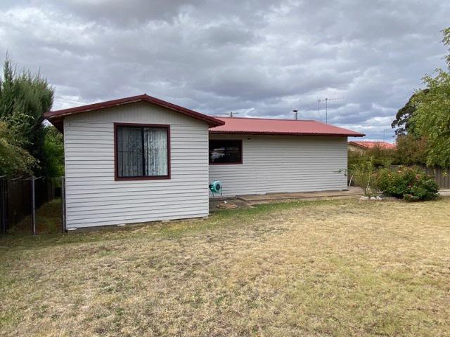 Entertainer's Delight with Uncover Deck & Double Garage