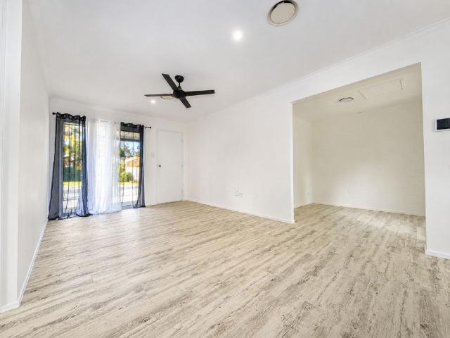 Entertainer's delight renovated duplex with private pool