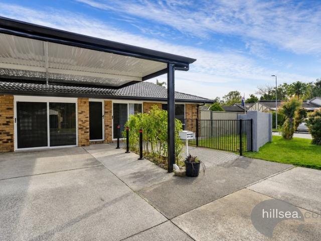 Entertainer's delight renovated duplex with private pool