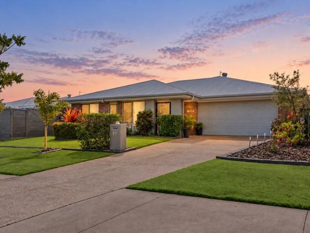 Entertainers Delight, Secure Caravan Port