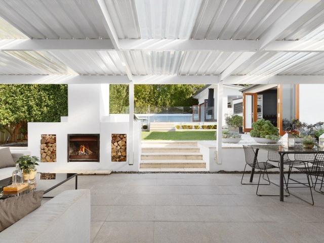 Entertainers' dream with private resort garden close to Putney Village