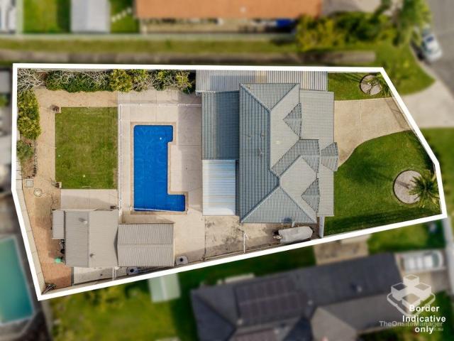 ENTERTAINMENT PARADISE ON MASSIVE 935m2 BLOCK