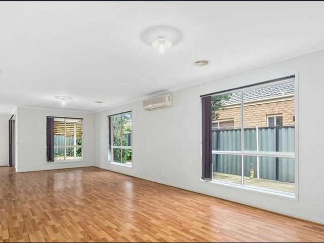 Enticing Location – Family Home in the Heart of Point Cook