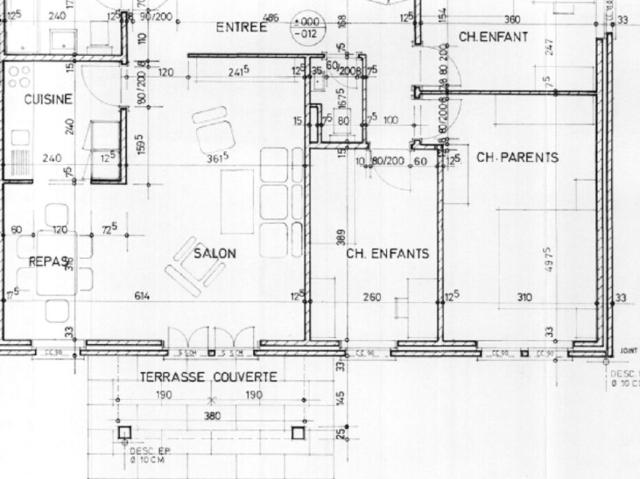 Entièrement rénové, 4.5pces au rez avec terrasse