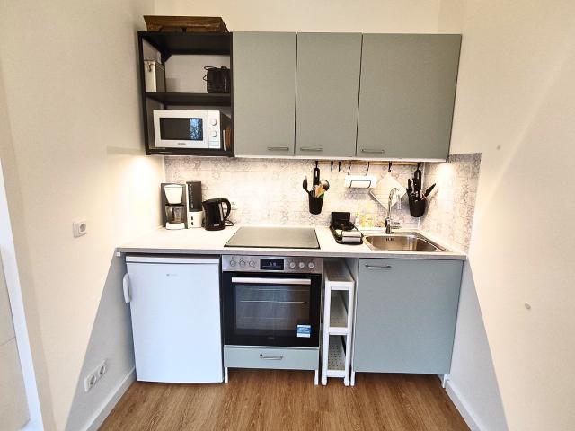 Entire 1,5 room apartment, cozy and comfortable, right next to the park, in the heart of Bremen, Bremen Amsterdam Apartments for Rent