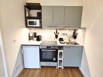 Entire 1,5 room apartment, cozy and comfortable, right next to the park, in the heart of Bremen, Bremen Amsterdam Apartments for Rent