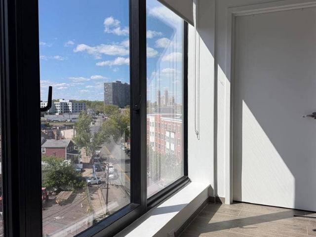 Entire 1 bedroom Apartment