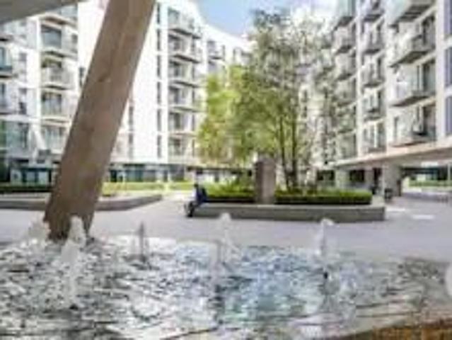 Entire 2 bed 2 Bathroom Apartment. Bills included