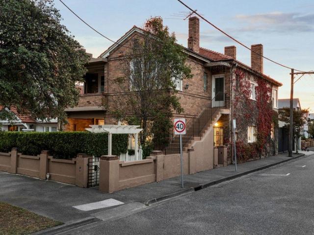 Entire Ground Floor Period Beauty Steps From the Beach