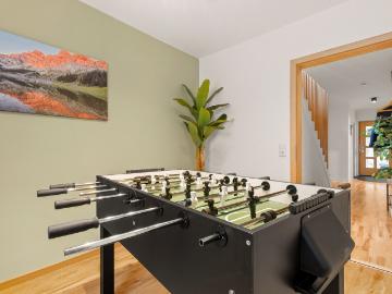 Entire home by the ski lift, children & families welcome