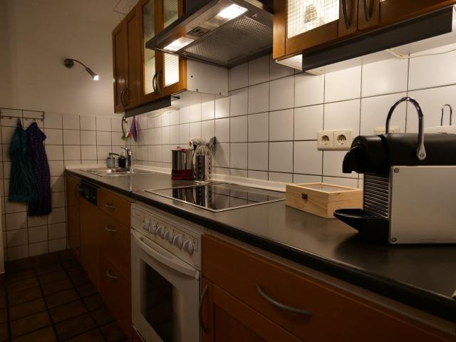☆ Entire half timbered house in exclusive old town ✔Netflix✔CoffeeBar 15 min KA City | 10 min KIT North | 8 min Daimler | 5 min MiRO, Karlsruhe Amsterdam Apartments for Rent