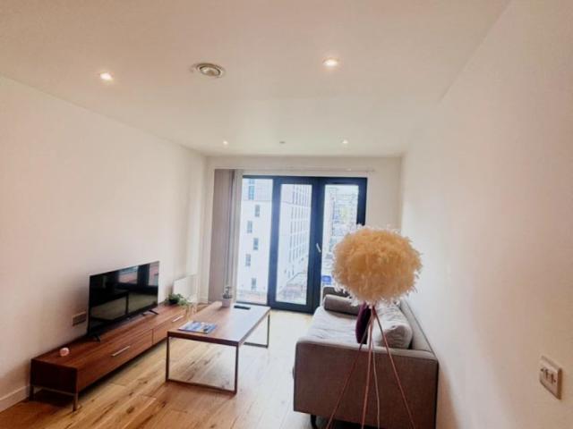 Entire Place·2B2B···Windmill Street