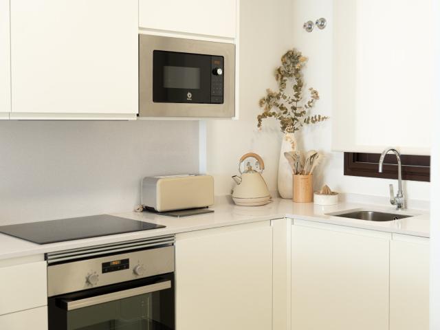 Entra en sofisticada vida costera con este notable ático en. 180m² Fuengirola