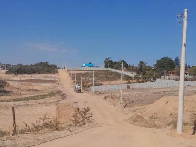 Entrada Facilitada de 55 Mil: Seu Lote de 1.000m² no Bairro Santa Rita