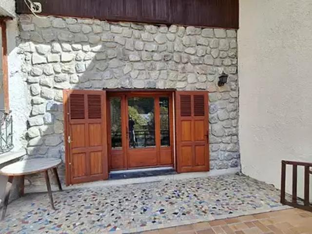 Entraunes 06470 Achat / Vente appartement 4 pièces t4
