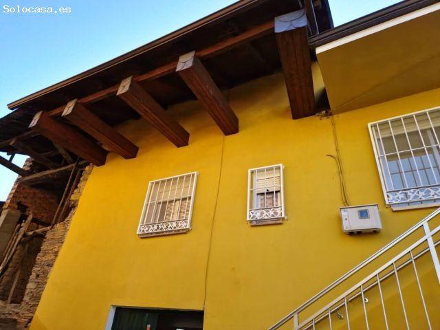 Entre viñedos y montañas, en el corazón del Bierzo, se encuentra esta propiedad única que combina el