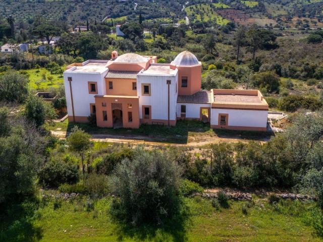 Entre a natureza e a autenticidade, nasce um refúgio único n. 515m² Albufeira e Olhos de Água
