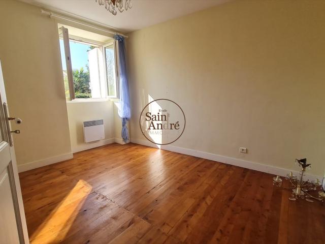 Entre Angoulême et Cognac Maison Campagne 180m² Hiersac