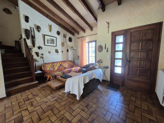 ENTRE CASTELNAUDARY ET CARCASSONNE MAISON PLAIN PIED 5 CHAMBRES UN BUREAU GARAGE JARDIN PISCINE