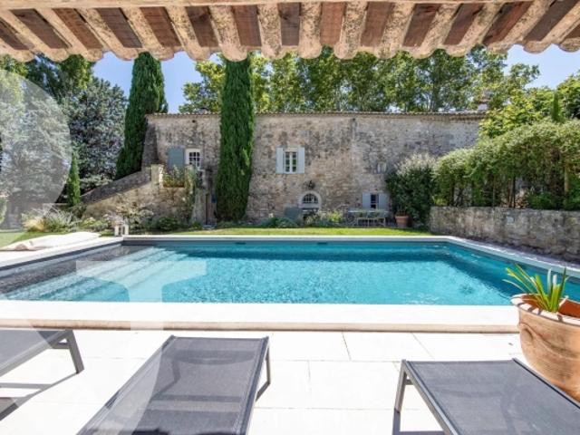 ENTRE CHARME ET AUTHENTICITE