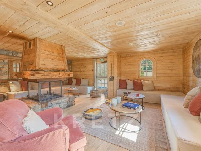 Entre Cordon et Combloux – Chalet Hôtel & Spa 4? aux portes. 810m² Cordon