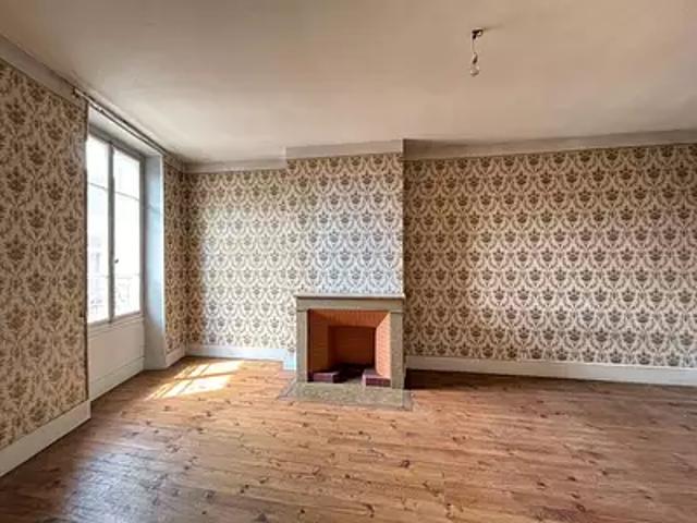 Entre deux Guiers 38380 Achat / Vente appartement 9 pièces t9