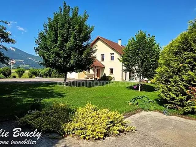 Entre deux Guiers 38380 Achat / Vente maison 7 pièces t7