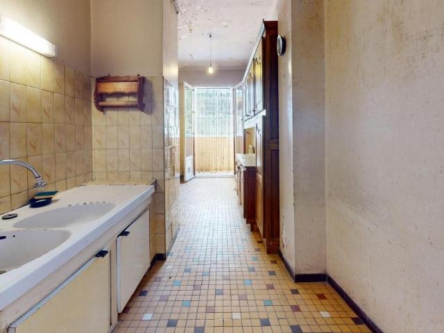 Entre Le Port et Riquier un vrai 4 Pièces avec terrasse, à. 94m² Nice