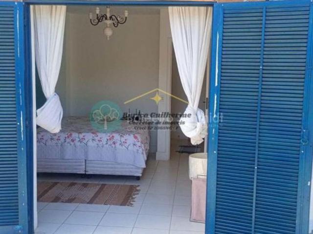 Entre Montanhas e Encontros: Uma Casa para Viver e Receber