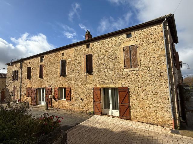Entre MONFLANQUIN et FUMEL, proche de LACAPELLE BIRON, belle