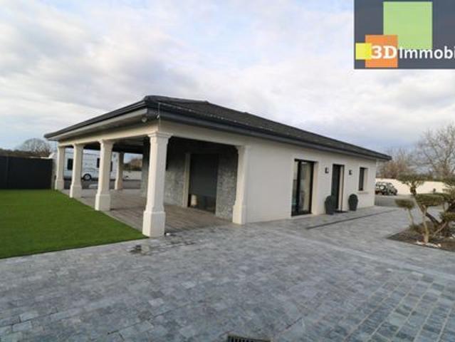 Entre Mouchard et Dole, vends belle propriété récente au calme de 6 pièces, dépendances, piscine sur 1600m² de terrain clos