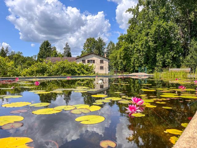 Entre Riviere Et Campagne. Le Moulin Badot 568m² Corbenay