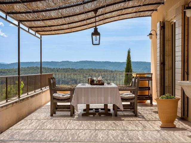 Entrecasteaux – Bastide d’exception au cœur de la Provence 288m² Entrecasteaux