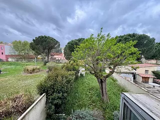 Entressen 13118 Achat / Vente maison 5 pièces t5 au dernier étage parking