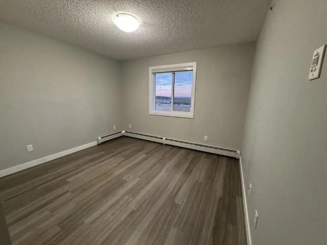 Entro Condos — 3 Bedroom + Den
