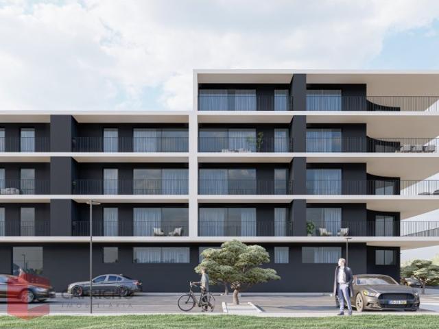 Entroncamento Premium T4+1 NOVO parqueamento, elevador, varandas, SUITE