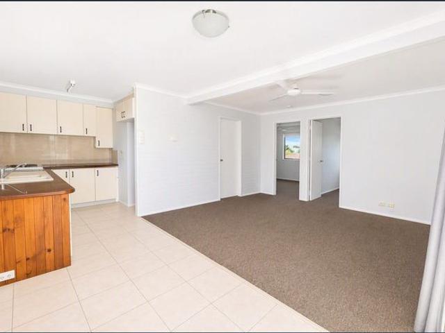 Entry level Tewantin Unit Awaits You