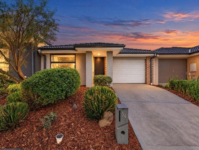ENTRY LEVEL TO THE GRANDVUE ESTATE