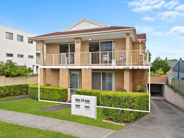 Entry Level Access With North Facing Sunshine