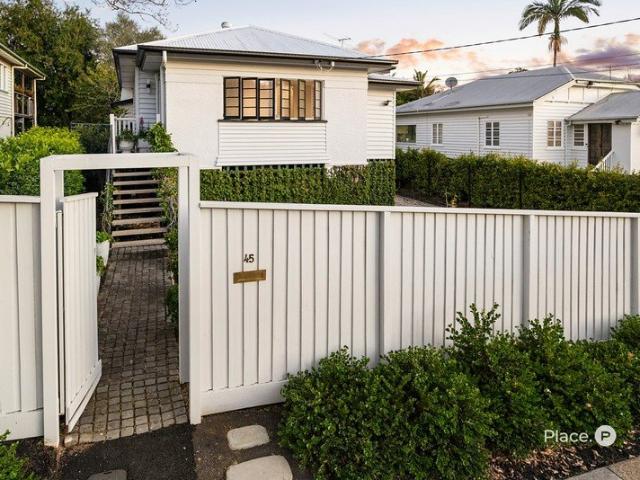 Entry Level Character filled Holland Park Home