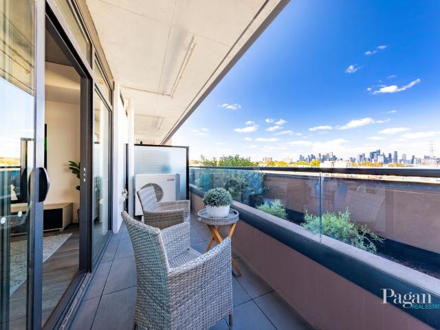 Entry level home with city views