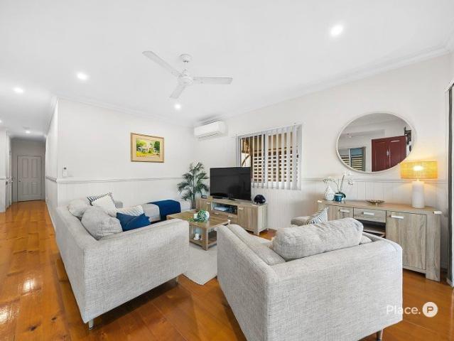 Entry Level Newmarket Family Home