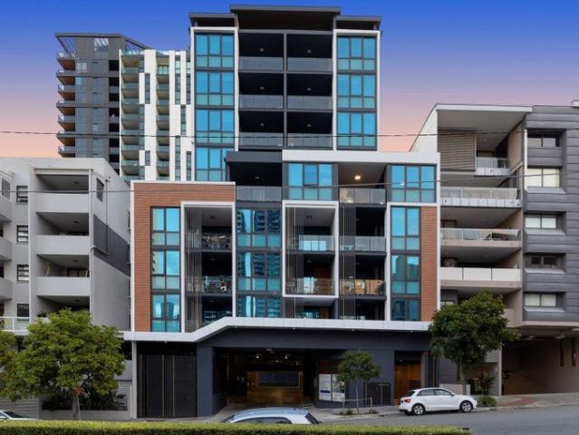 Entry Level Opportunity in the Heart of South Brisbane!