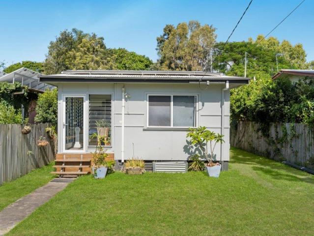 Entry Level Opportunity on the Bayside!