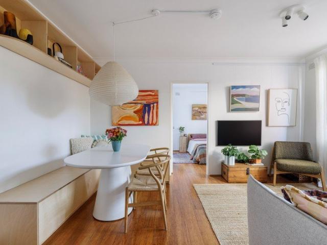 Entry level peninsula apartment in peaceful setting